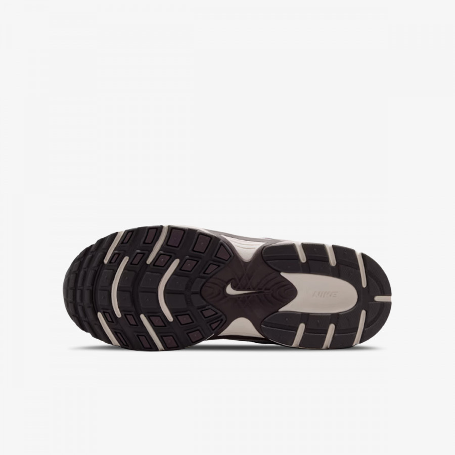 Nike Atlete NIKE V5 RNR BG 