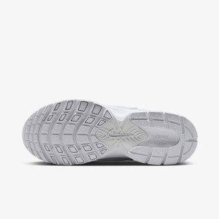 Nike Atlete W NIKE V5 RNR 