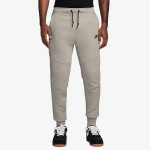 Nike Tuta M NK TCH FLC JGGR 