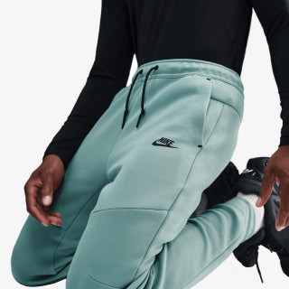 Nike Pjesa e poshtme e kostumit M NK TCH FLC JGGR 
