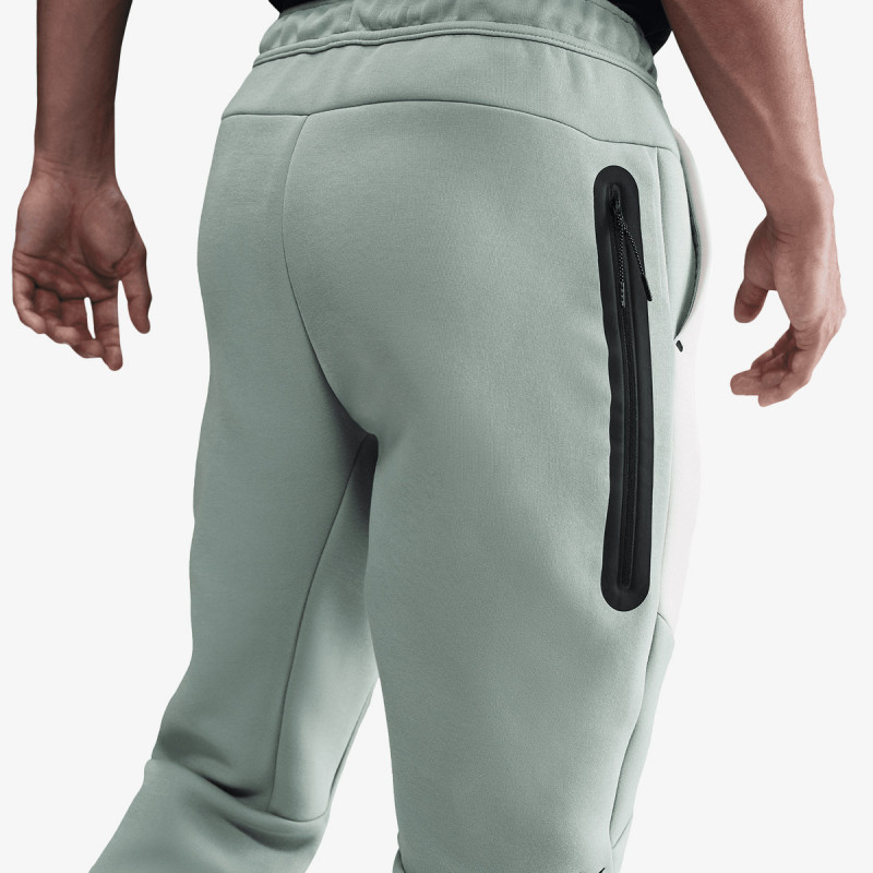 Nike Pjesa e poshtme e kostumit M NK TCH FLC JGGR 