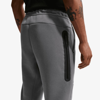 Nike Tuta M NK TCH FLC JGGR 