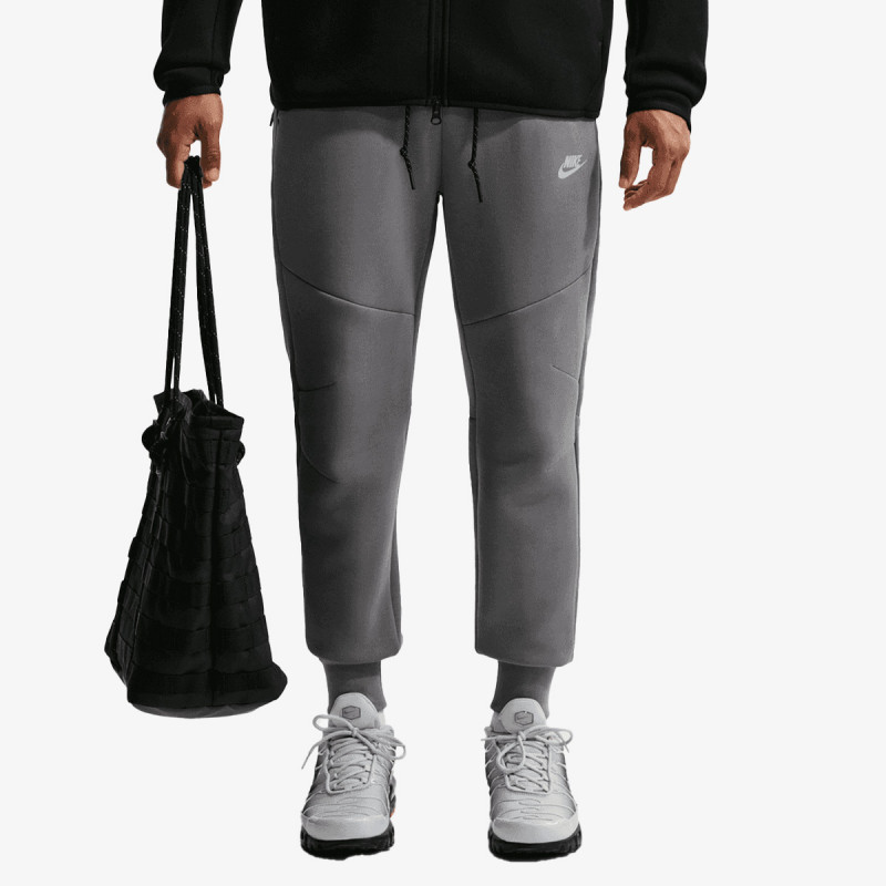 Nike Tuta M NK TCH FLC JGGR 