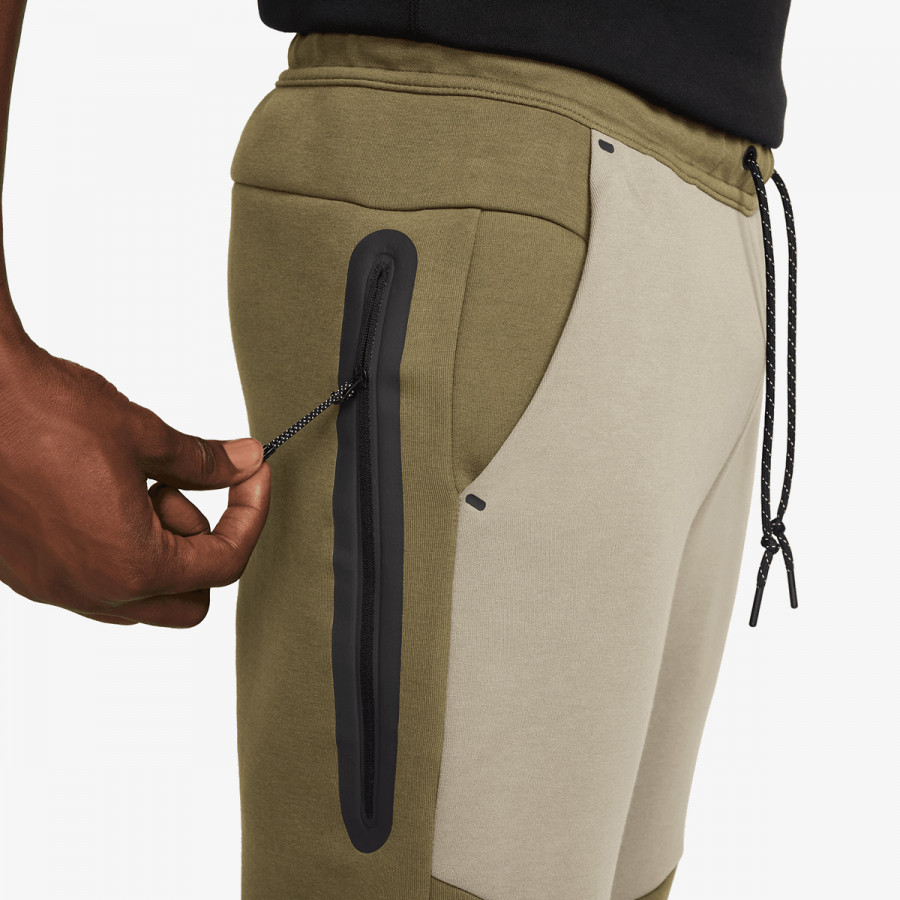 Nike Pjesa e poshtme e kostumit Tech 