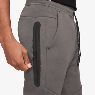 Nike Pjesa e poshtme e kostumit M NK TCH FLC JGGR 