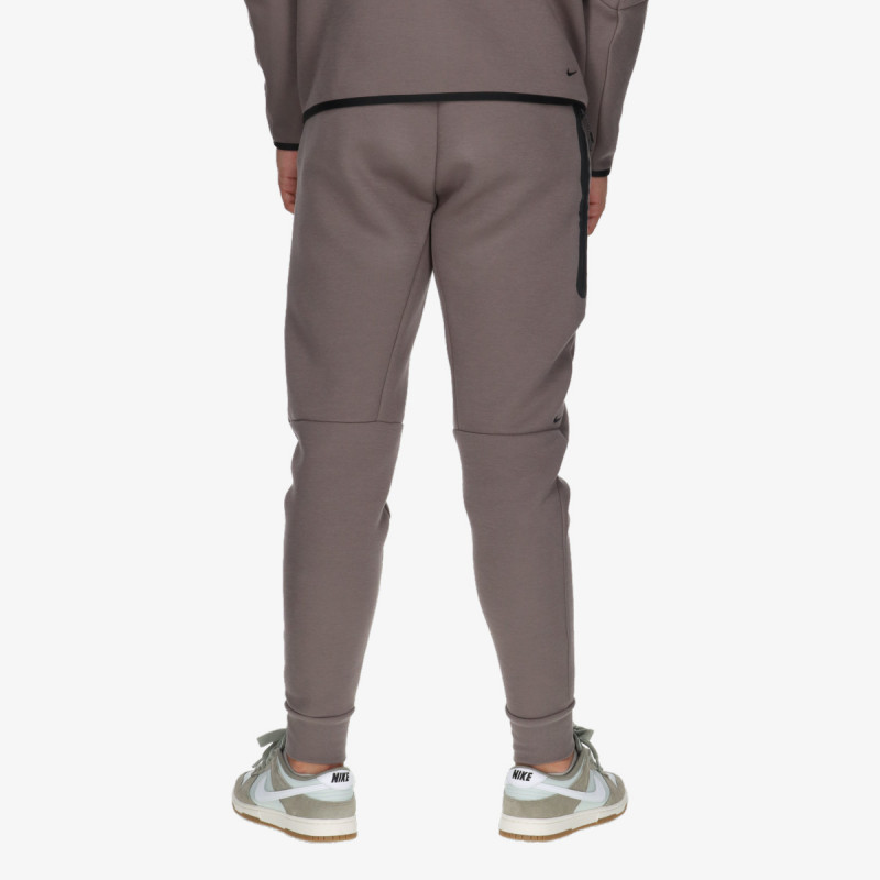 Nike Pjesa e poshtme e kostumit M NK TCH FLC JGGR 