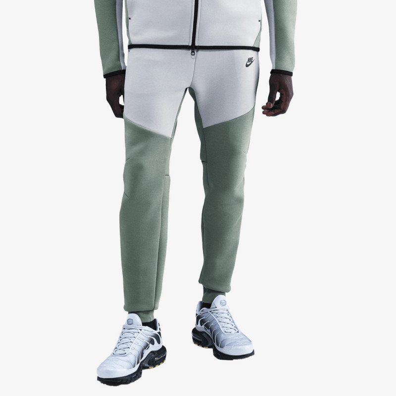 Nike Pjesa e poshtme e kostumit M NK TCH FLC JGGR 