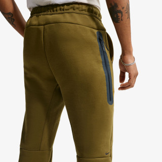 Nike Tuta M NK TCH FLC JGGR 