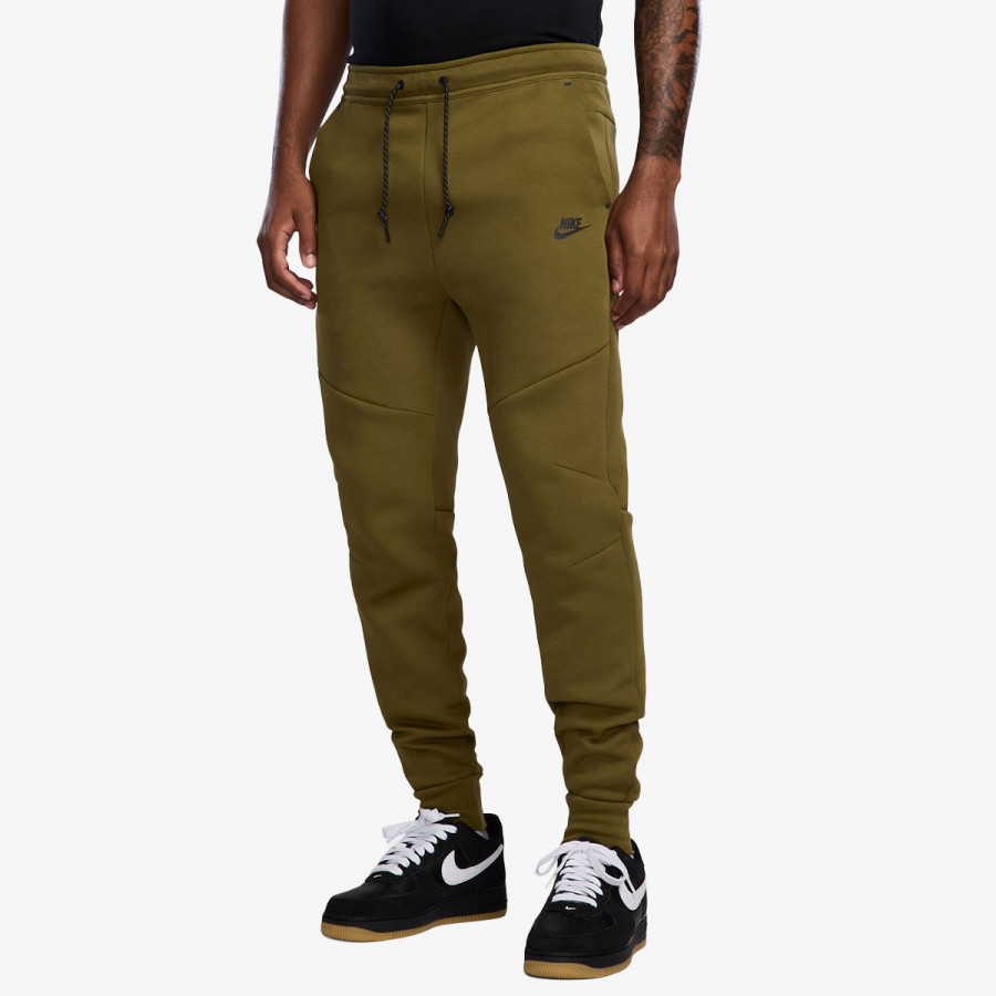 Nike Tuta M NK TCH FLC JGGR 