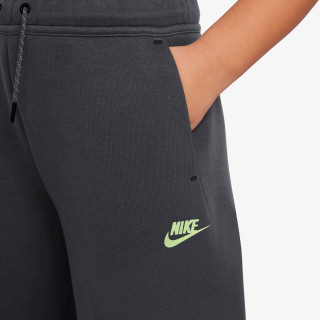 Nike Pantallona të shkurtra B NSW TCH FLC SHORT - PD 