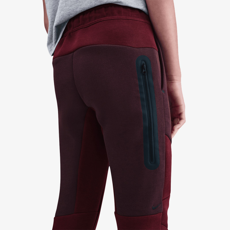 Nike Tuta Sportswear 