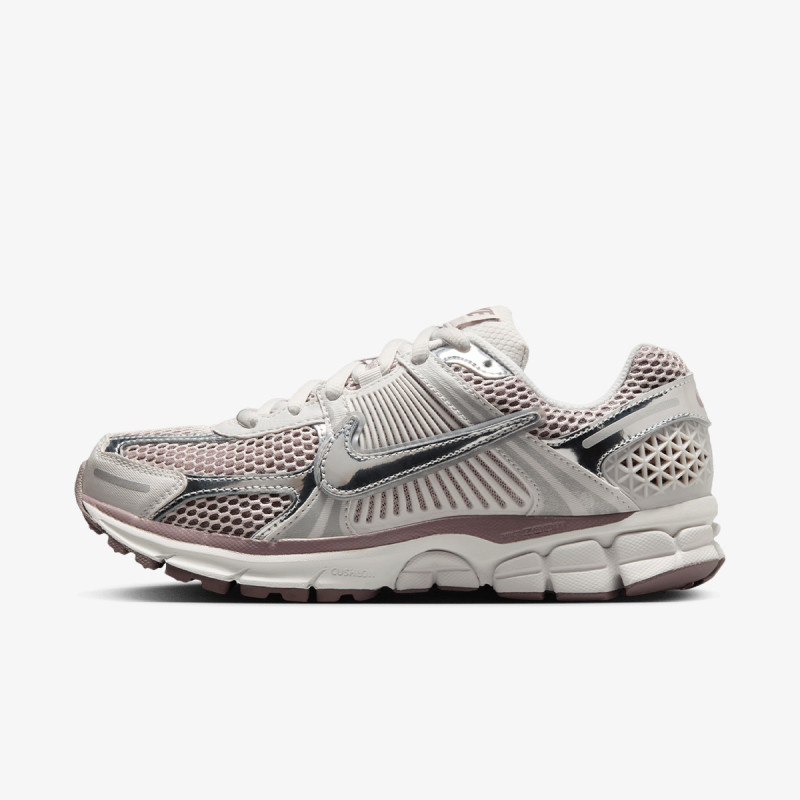 Nike Atlete W NIKE ZOOM VOMERO 5 