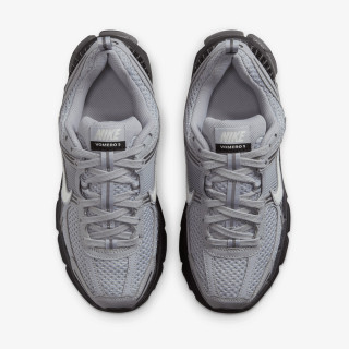 Nike Atlete NIKE VOMERO 5 GS 