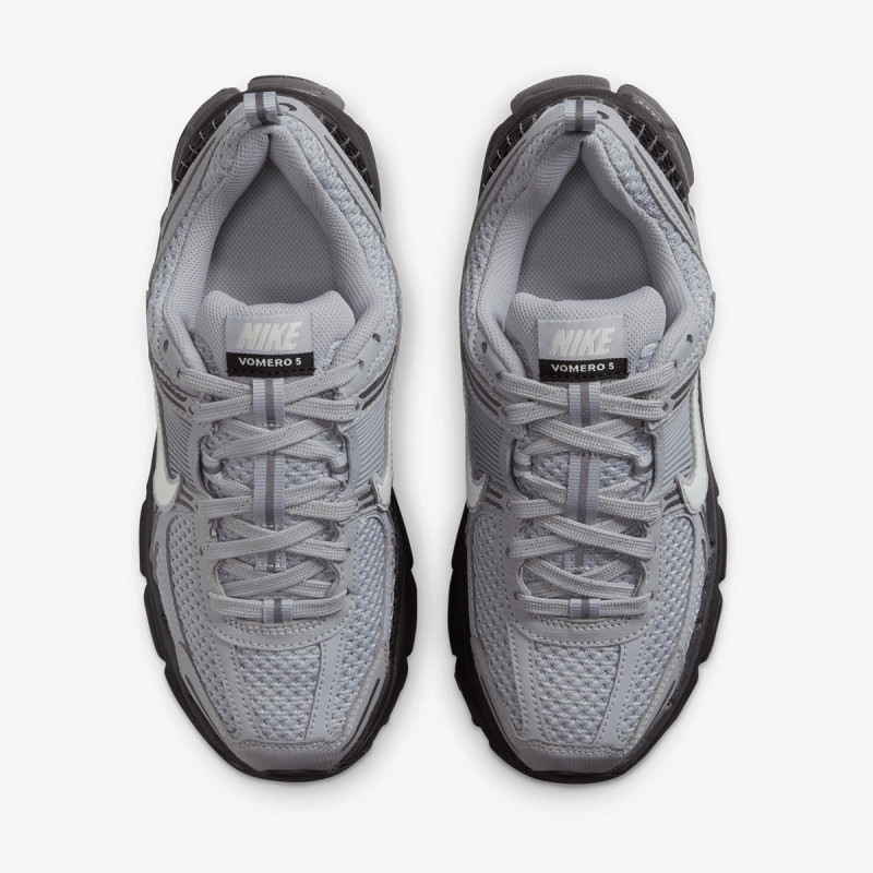 Nike Atlete NIKE VOMERO 5 GS 