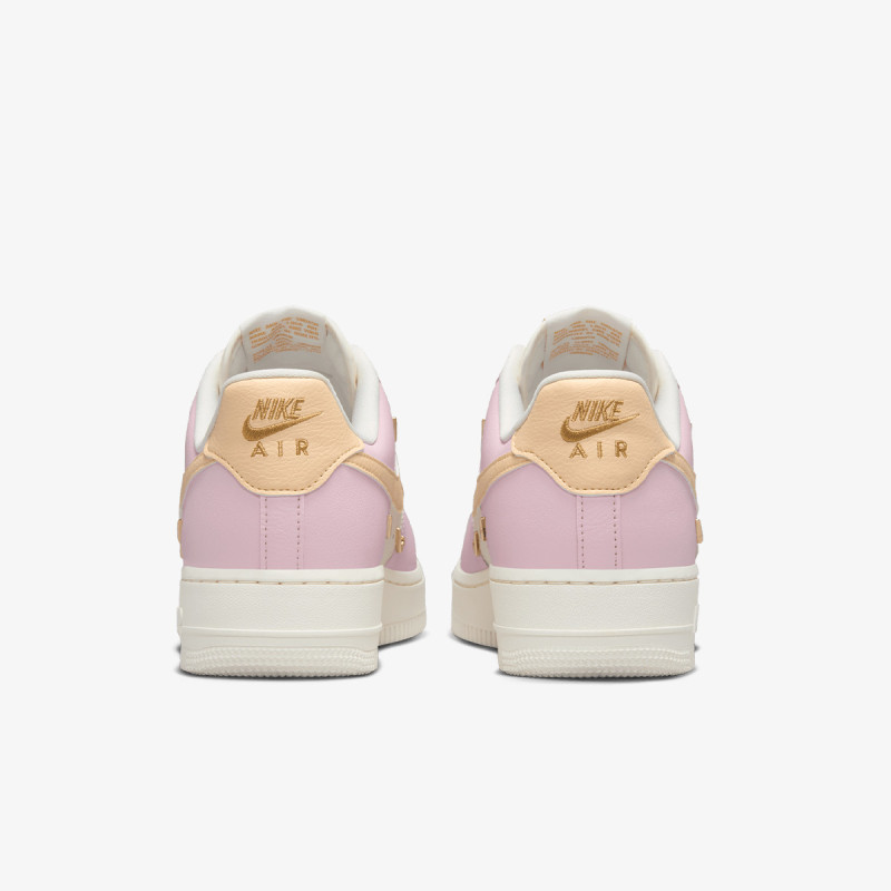Nike Atlete WMNS AIR FORCE 1 '07 LX 