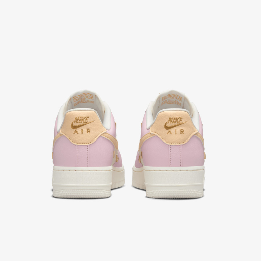 Nike Atlete WMNS AIR FORCE 1 '07 LX 