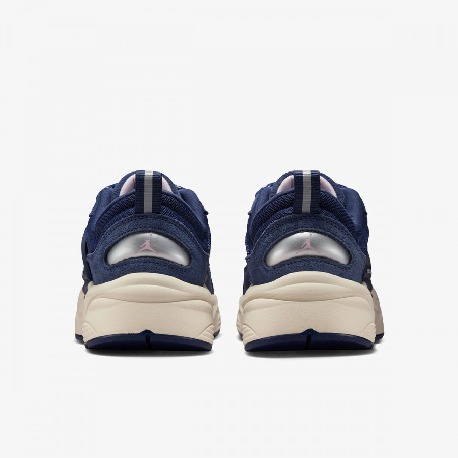 Nike Atlete JORDAN TRUNNER O/S 