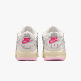 Nike Atlete WMNS AIR JORDAN 4 RM ESTR 