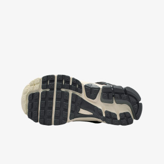 Nike Atlete VOMERO 5 EE (GS) 