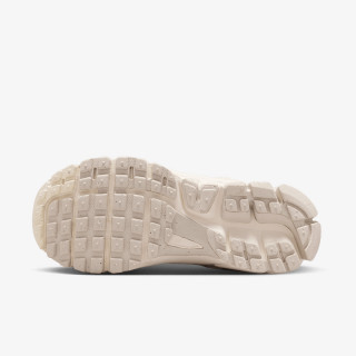 Nike Atlete VOMERO 5 EE (GS) 