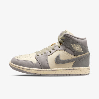 Nike Atlete WMNS AIR JORDAN 1 MID SE V2 