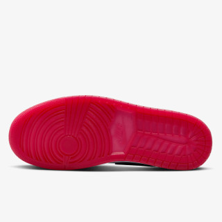 Nike Atlete AIR JORDAN 1 LOW SE J 