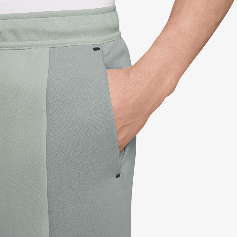 Nike Pjesa e poshtme e kostumit M NK TECH FLC PRO CB OH PANT 