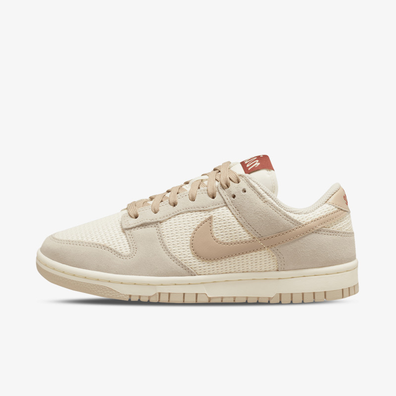 Nike Atlete Dunk Low SE 