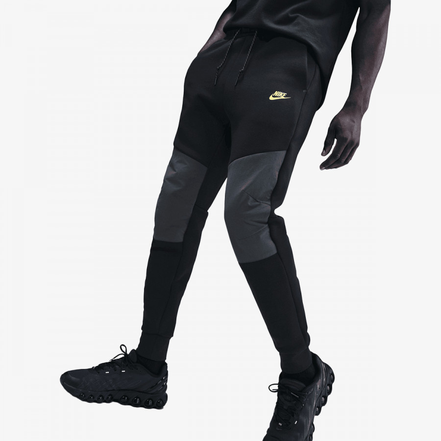 Nike Pjesa e poshtme e kostumit M NK TCH MIX JGGR 