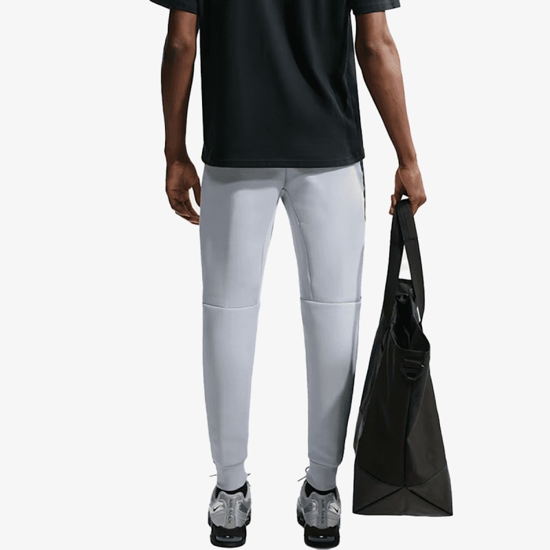 Nike Tuta M NK TCH MIX JGGR 