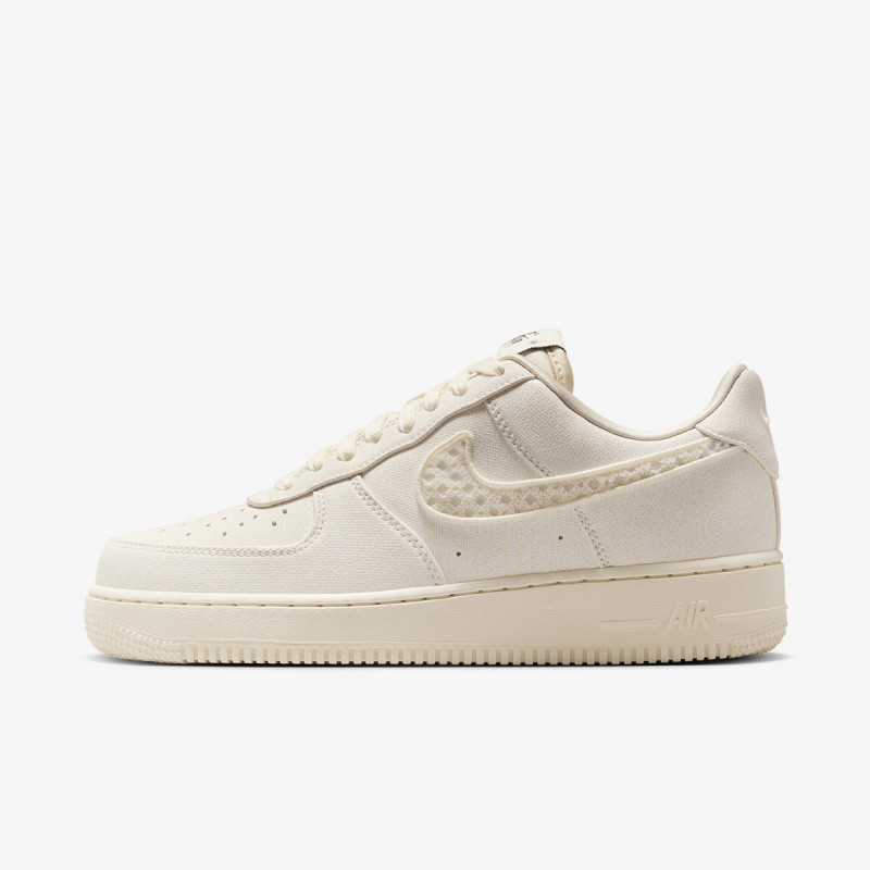 Nike Atlete WMNS AIR FORCE 1 '07 LX CN 