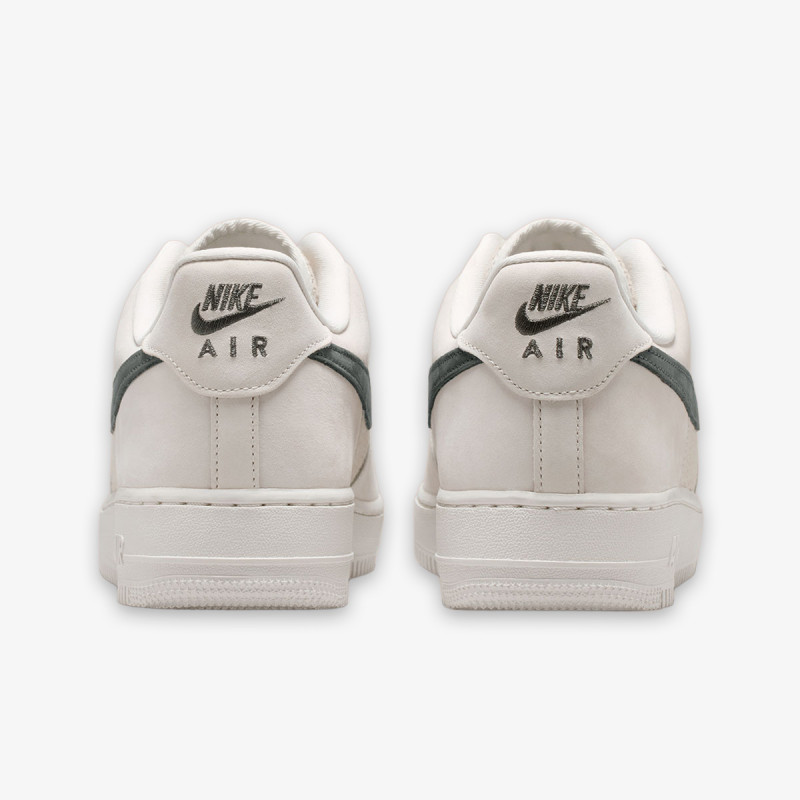 Nike Atlete AIR FORCE 1 '07 LV8 