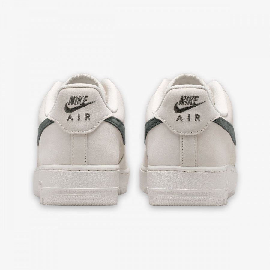 Nike Atlete AIR FORCE 1 '07 LV8 