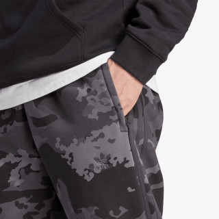 adidas Pjesa e poshtme e kostumit CAMO SWEATPANT 