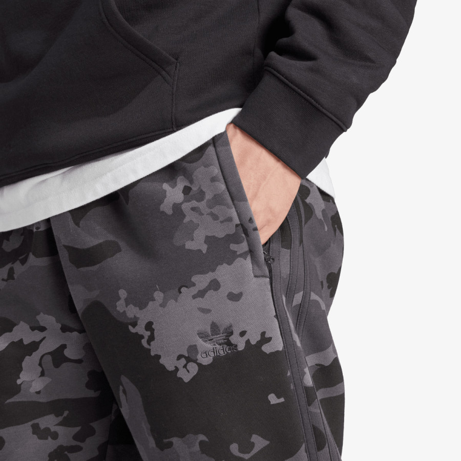Produkte CAMO SWEATPANT 