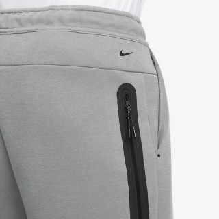 Nike Pantallona të shkurtra M NK TECH FLC SHORT 