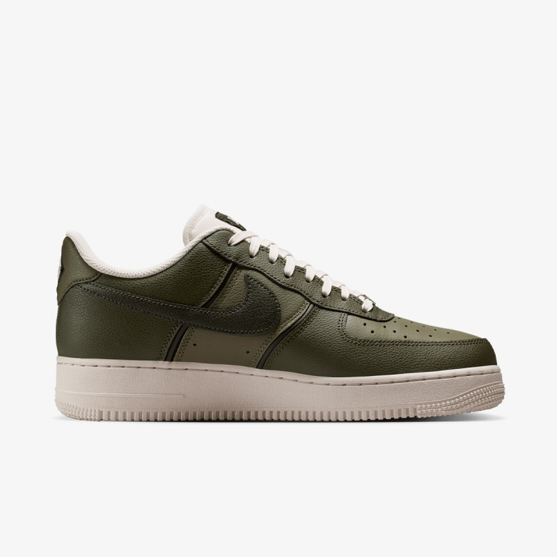 Nike Atlete AIR FORCE 1 '07 LV8 SPORT 