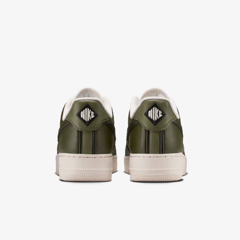 Nike Atlete AIR FORCE 1 '07 LV8 SPORT 