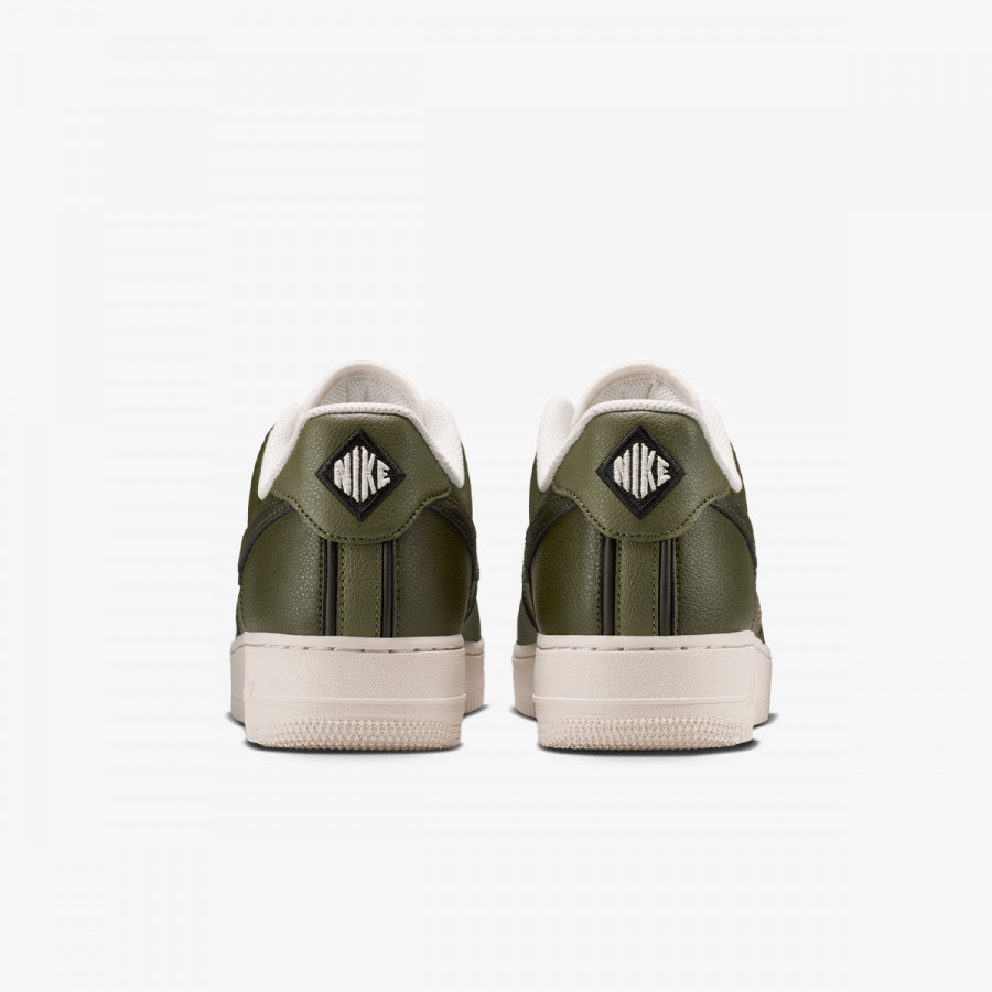 Nike Atlete AIR FORCE 1 '07 LV8 SPORT 