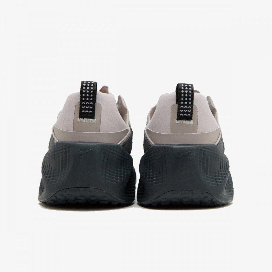 Nike Atlete NIKE AVA ROVER REFLECTIVITY 