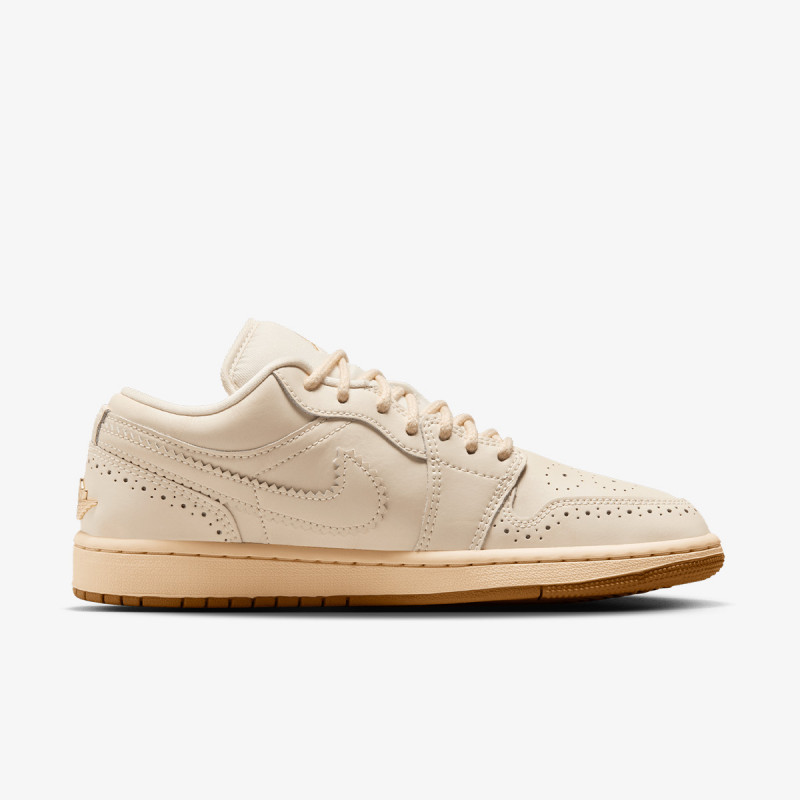 Nike Atlete WMNS AIR JORDAN 1 LOW SE 