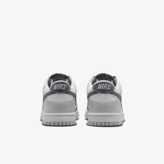 Nike Atlete Dunk Low 