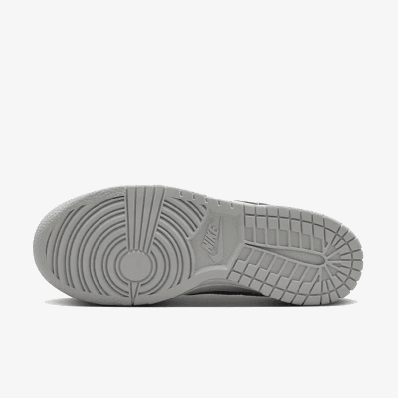 Nike Atlete Dunk Low 