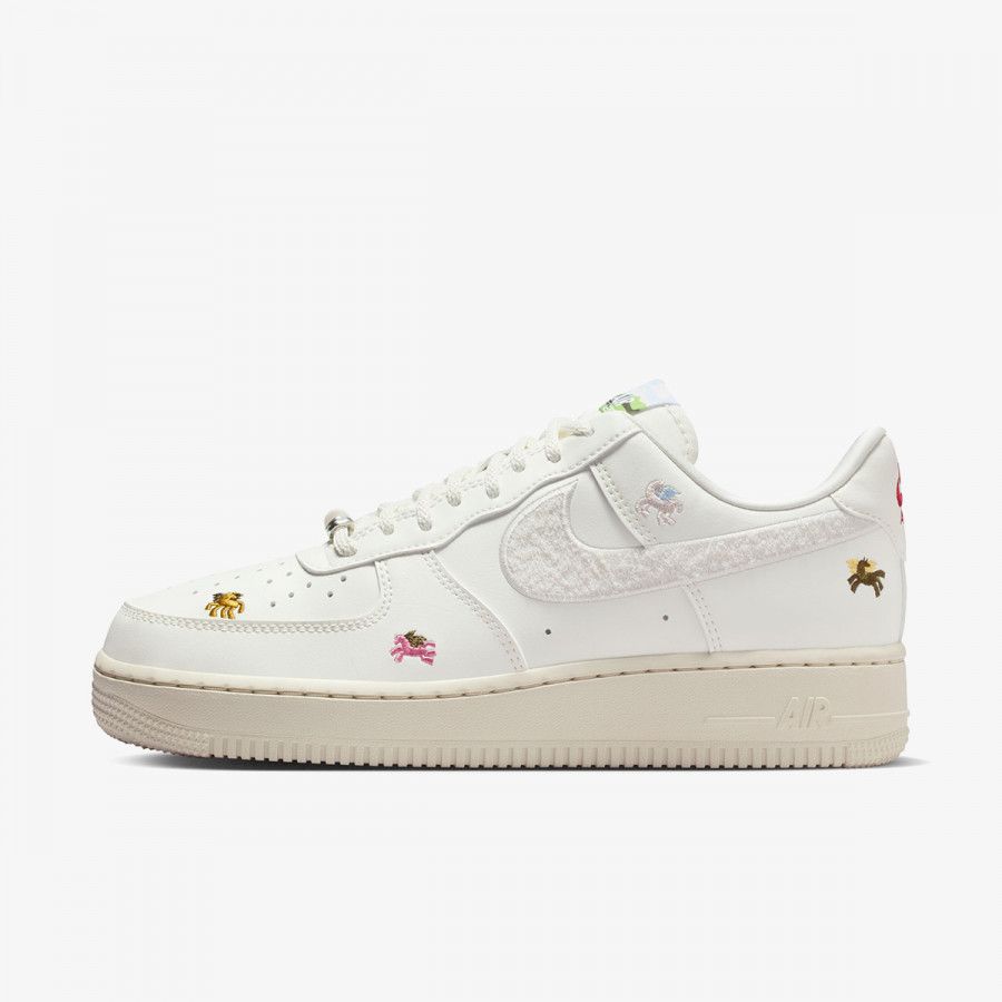 Nike Atlete WMNS AIR FORCE 1 '07 REC CN 