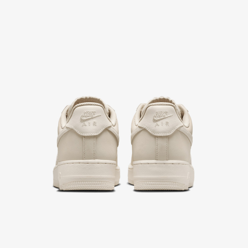 Nike Atlete W  AIR FORCE 1 RETRO PRM 