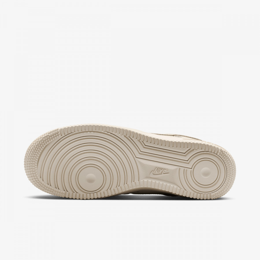 Nike Atlete W  AIR FORCE 1 RETRO PRM 