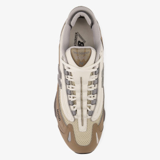 New Balance Atlete 1000 