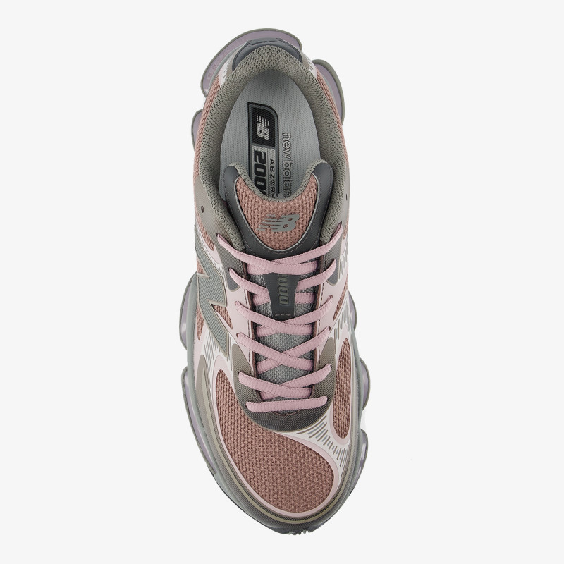 New Balance Atlete 2000 