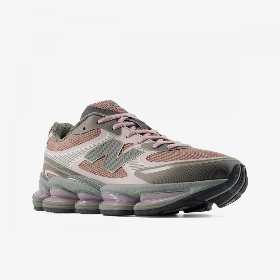 New Balance Atlete 2000 