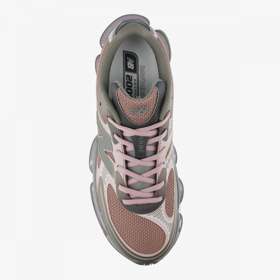 New Balance Atlete 2000 